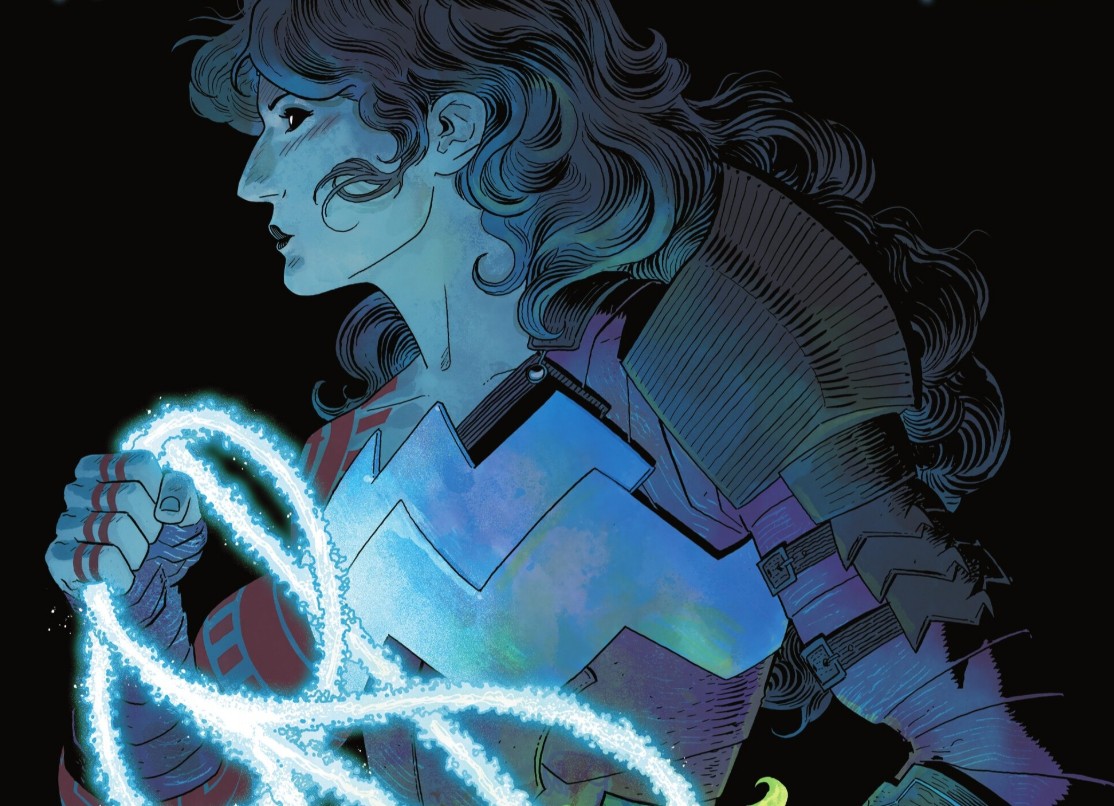 Absolute Wonder Woman wields the Troika